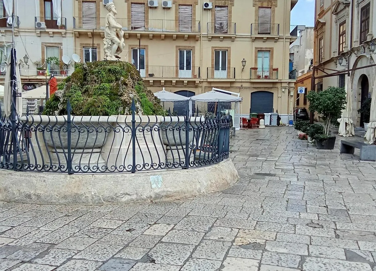Luna Maison Palermo Italy